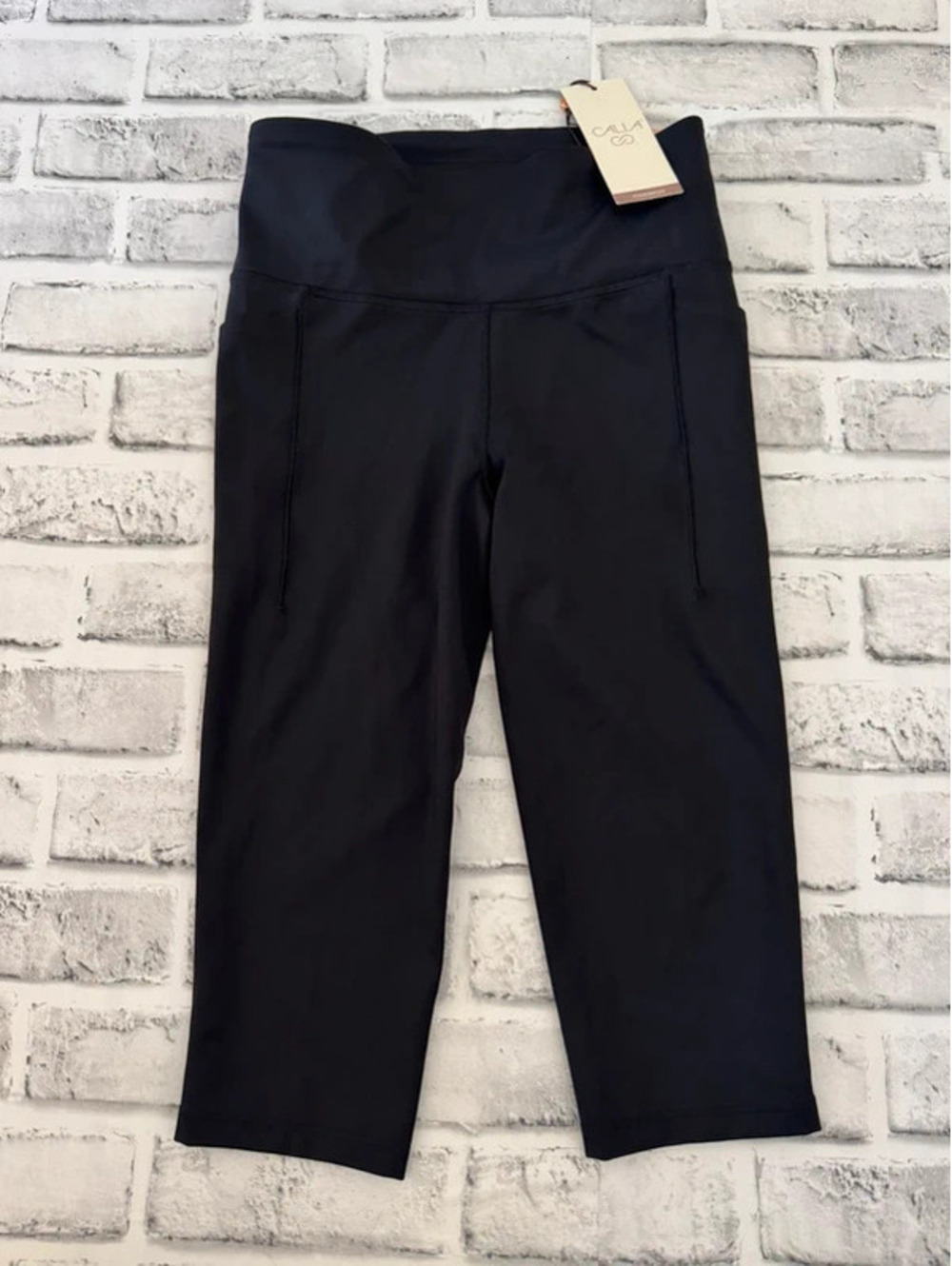 Women’s Calia black power move knee cropped leggings size XS